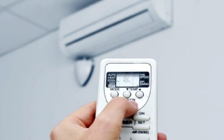 ếu bạn muốn điều chỉnh tốc độ quạt, bạn chỉ việc ấn nút SPEED